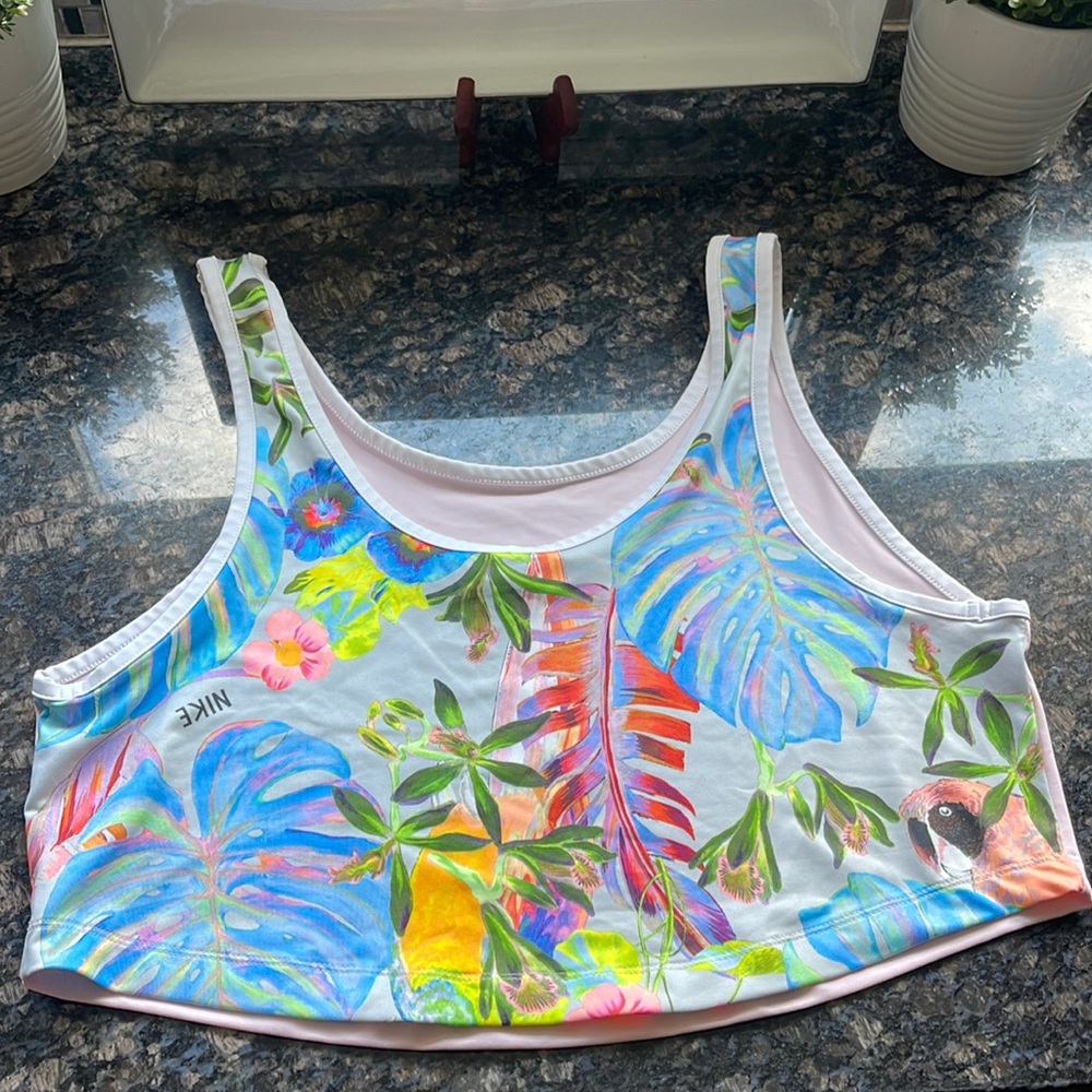NWOT Nike Workout Shirt